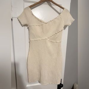 Cream crimped M/L body-con sexy off-shoulder dress